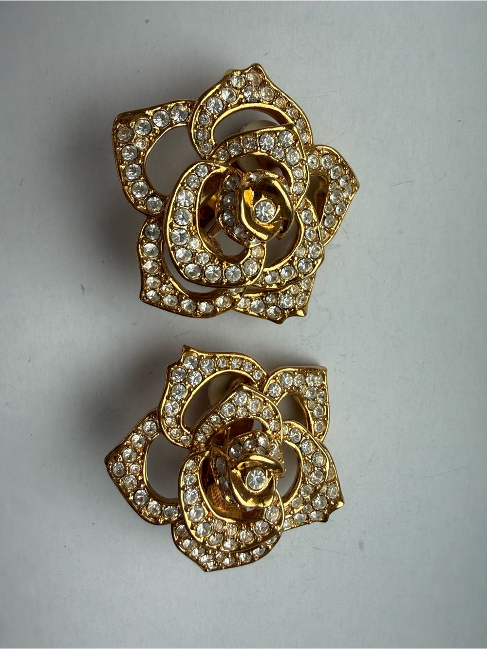 Elizabeth Taylor for Avon vintage signed 1980’s gold tone rose clip-on earrings